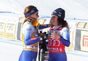 Brignone batte Goggia di un centesimo con la doppietta azzurra a Garmisch