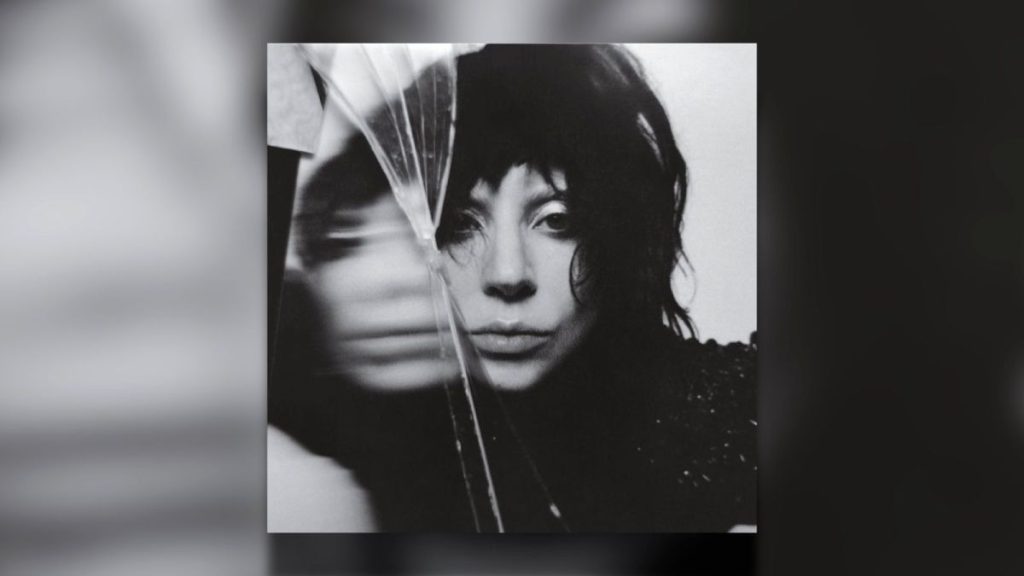 Lady Gaga ha annunciato il suo nuovo album "Mayhem", un ritorno alla musica pop e un'esplorazione...