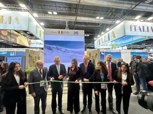 La Calabria presenta i suoi cammini e cicloturismo alla Fitur di Madrid