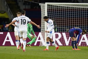 Il match tra Barcellona e Atalanta termina 2-2, con gol e spettacolo. I nerazzurri non entrano nei...
