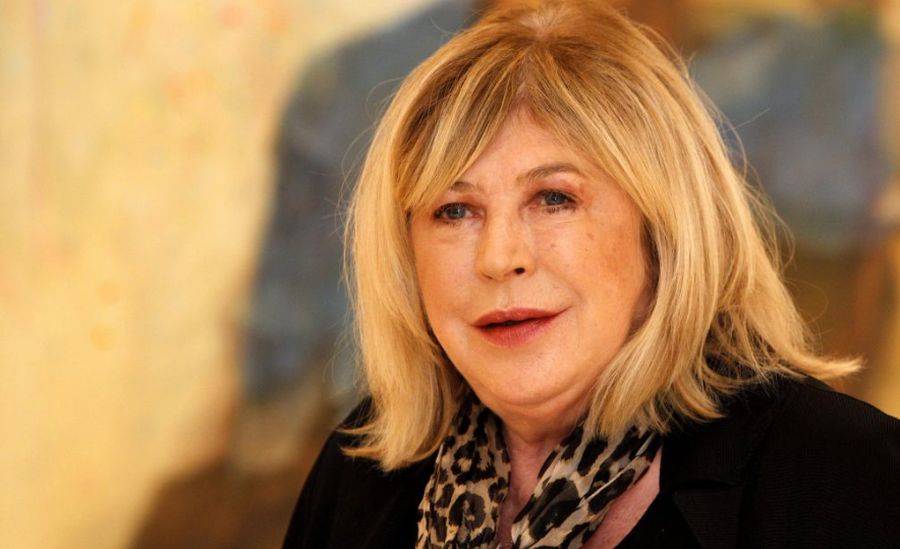 La cantante e attrice britannica Marianne Faithfull è scomparsa all'età di 78 anni, lasciando un...