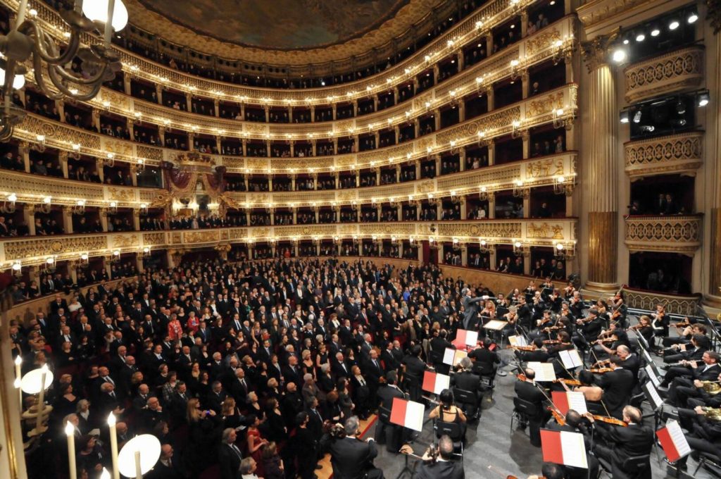 Unicredit conferma il supporto al Teatro San Carlo per la stagione 2024-2025