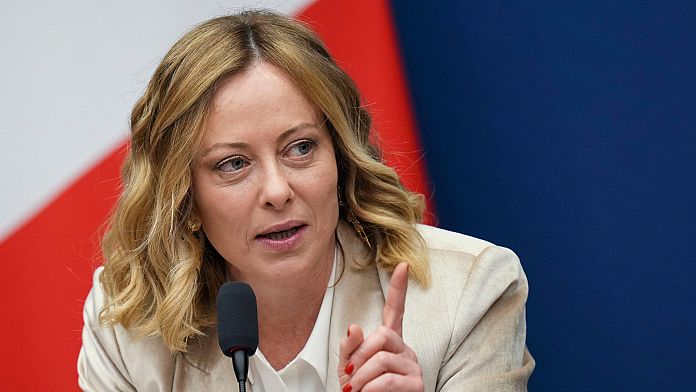 Accordo tra Italia, Albania e Emirati Arabi Uniti per lo sviluppo delle energie rinnovabili lungo l’Adriatico