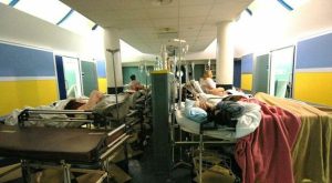 Le lunghe attese al pronto soccorso: un fattore di aumento della mortalità