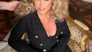 Il famoso personaggio della "donna gatto", icona della televisione italiana, si è spento all'età di...