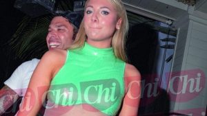 La nuoav fidanzata di Fedez paparazzata a St. Barth con una bionda?