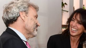 Tiziana Panella, 56 anni, e Vittorio Emanuele Parsi, 63, si sono conosciuti nel 2022 durante la...