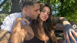 Mauro Icardi e China Suarez si mostrano innamorati e felici sui social, condividendo le prime foto...