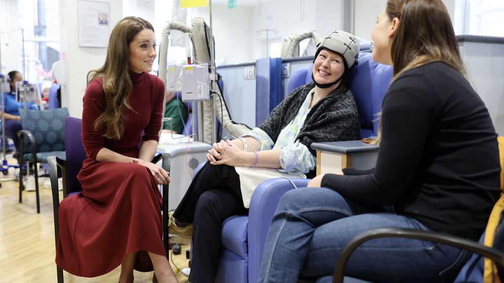 La principessa Kate annuncia: “Il cancro è in remissione”