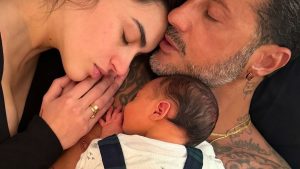 Le prime immagini di Fabrizio Corona e Sara Barbieri con Thiago viewed through