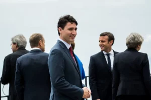 Trudeau si dimette da leader del Partito Liberale del Canada, ma resterà premier ad interim