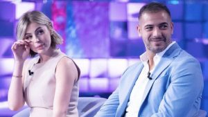 Aldo Palmeri discute della situazione con Alessia e intraprende un’azione legale