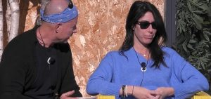 Bernardo Cherubini è innamorato di Amanda Lecciso al Grande Fratello 2025, ma lei lo vede solo come...