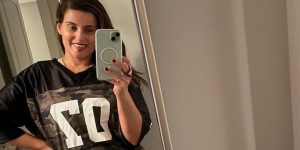 Sensuale e mozzafiato: la splendida Nelly Furtado indossa un bikini che lascia senza fiato