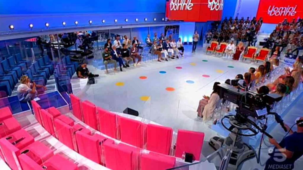 La coppia formata da Paolo Crivellin e Angela Caloisi, nata negli studi di Uomini e Donne, ha...