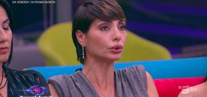 Nella casa del Grande Fratello c'è stata una brutta parentesi causata da una battuta di Ilaria...
