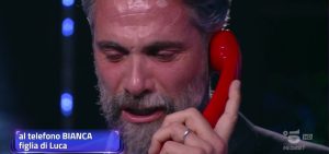 Luca Calvani si emoziona fino alle lacrime per una chiamata speciale dalla figlia Bianca durante il...
