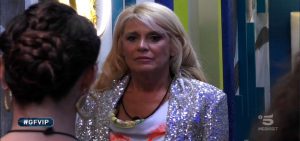 Nella puntata del Grande Fratello del 27 gennaio 2025, si discute del rapporto tra Shaila e Stefania...