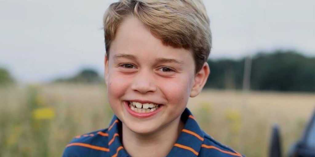 Perché il principe George potrebbe essere il primo erede al trono a frequentare una scuola non esclusivamente maschile.