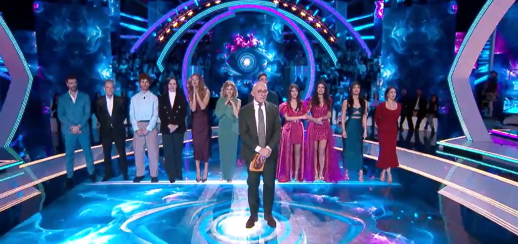 Nella diretta del Grande Fratello del 20 gennaio 2025, Alfonso Signorini annuncia il ripescaggio di...