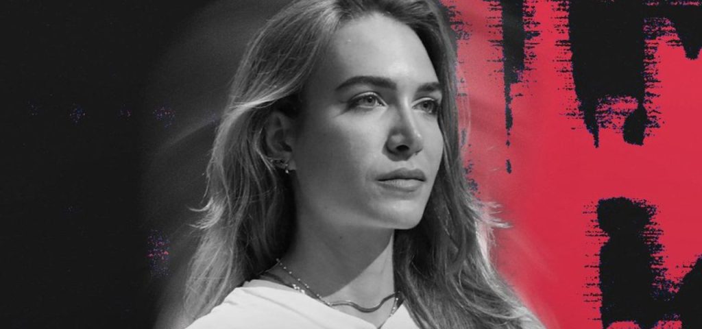 Nell'ultima puntata di Masterchef 14, Sara e Pino vengono eliminati dalla competizione culinaria. Il...