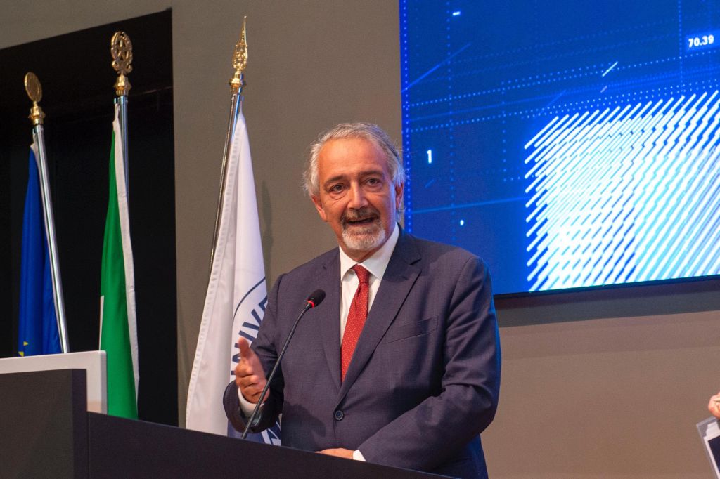 Negli ultimi 25-30 anni c'è stata una mancanza di visione nella programmazione sanitaria in Italia...