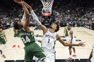 Boston conquista la vittoria non senza fatica, Wembanyama protagonista, Jokic trascina Denver alla vittoria.