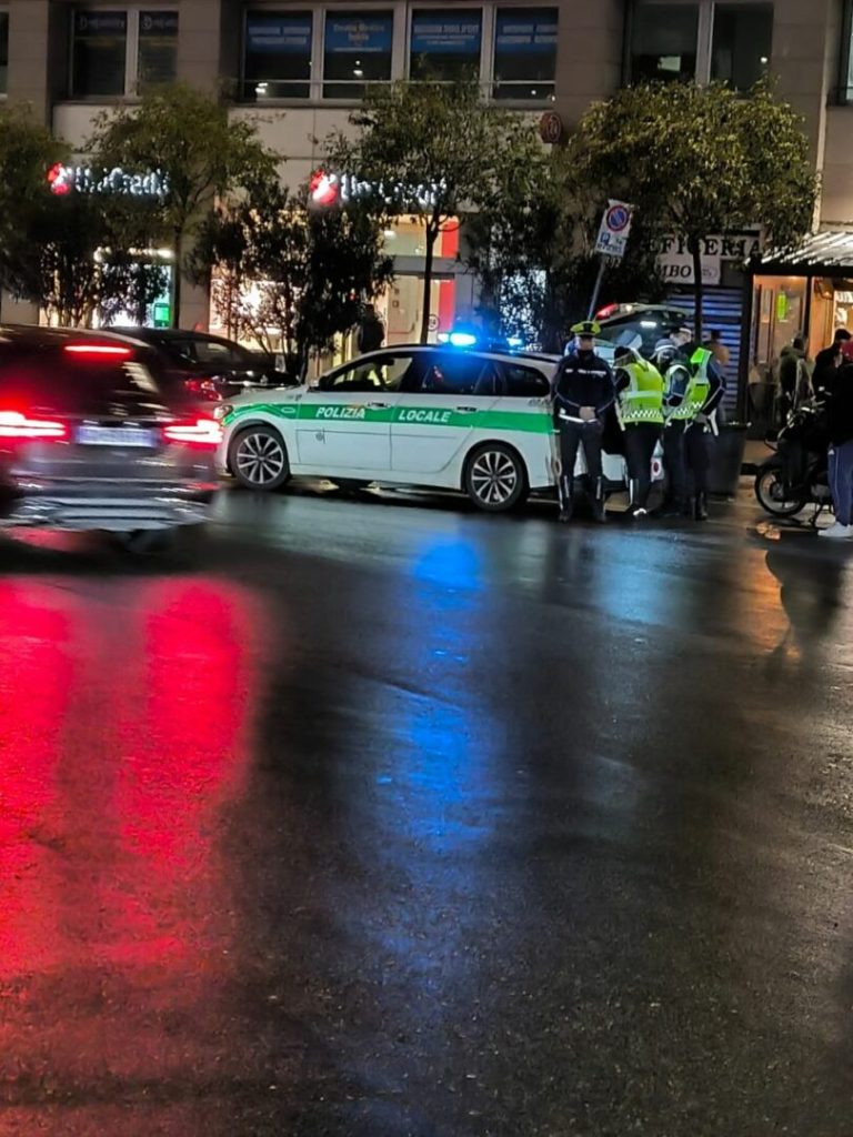 Controlli della Polizia Locale a Milano: Bar e minimarket sanzionati