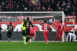 Il Monza perde 1-0 contro l'Hellas Verona, con un autogol di Lekovic che condanna la squadra in...