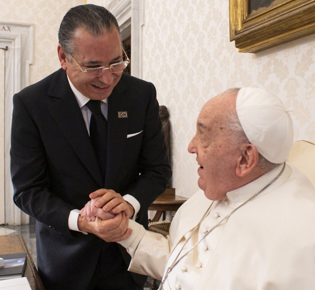 Paesi ricchi dovrebbero smettere di investire in armi e puntare sulla sanità