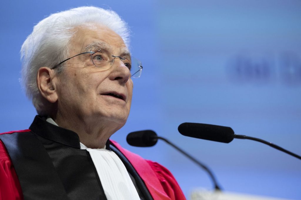 Mattarella: Necessarie Idee Innovative per Costruire la Pace in Europa