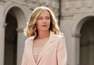 La foiba di Basovizza vandalizzata: Meloni condanna l’atto come “oltraggio alla Nazione”