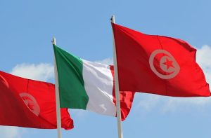 Tunisia: 41 Condanne di Politici e Giornalisti, un Appello alla Libertà di Espressione