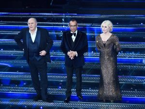 Successo travolgente per la prima serata di Sanremo 2025: share record al 65,3%