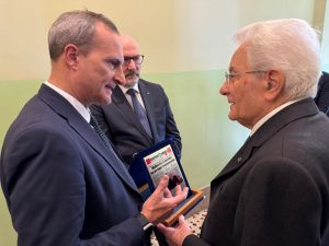 Mattarella: “La battaglia sulle edicole è un bene”