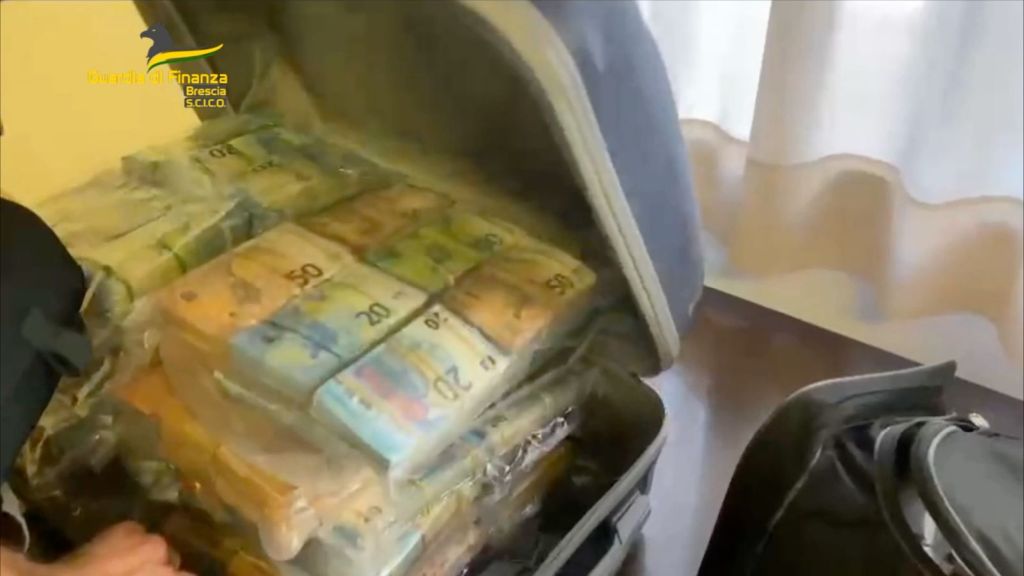 Operazione Antimafia: Colpita un'associazione 'ndranghetista a Brescia BRESCIA (ITALPRESS)...