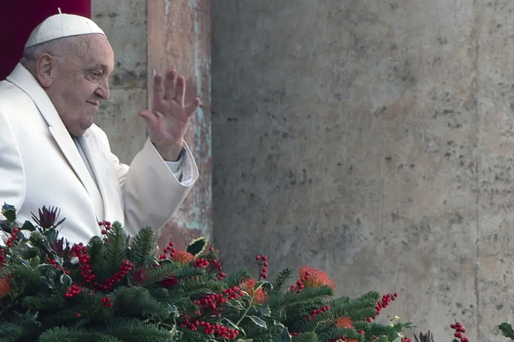 Il 25 dicembre 2024 a Roma, Papa Francesco ha tenuto il suo messaggio Urbi et Orbi durante le...