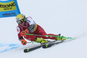 Haaser Brilla nel Gigante ai Mondiali: De Aliprandini Chiude al Nono Posto