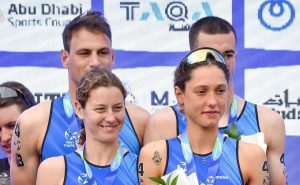 Triathlon Ad Abu Dhabi: La Staffetta Mista Azzurra Conquista il Podio