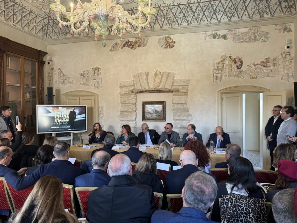 Gigi D’Alessio si esibisce al Barbera di Palermo con la Fondazione Dragotto per un incasso a scopo benefico