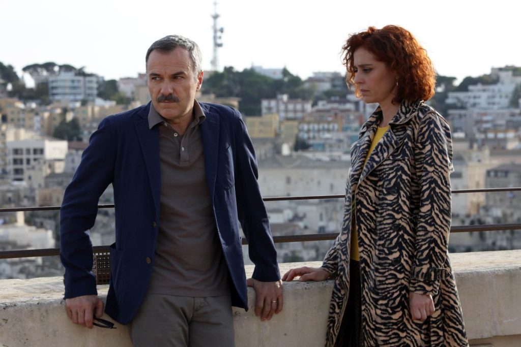 La quarta stagione di "Imma Tataranni", personaggio nato dalla penna di Mariolina Venezia, porta...