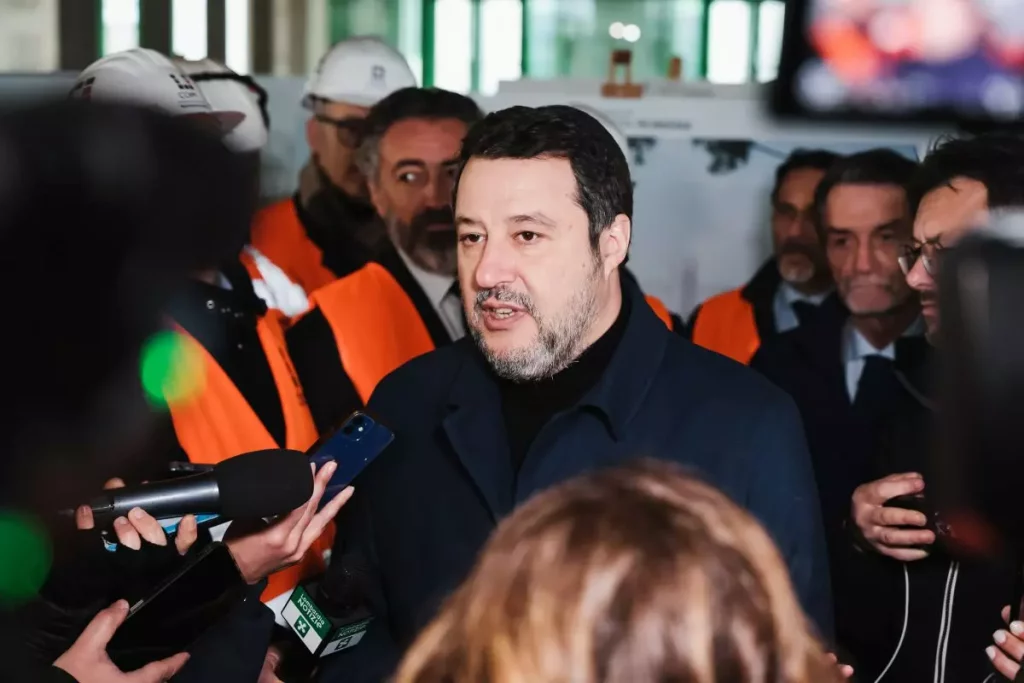 Ucraina: Salvini appoggia la strategia di Trump fino alla fine