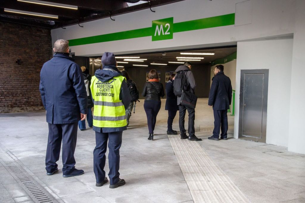 Apertura del Tunnel tra M2 e M4 a Sant'Ambrogio: Un Passo Avanti per la Mobilità Milanese Oggi è un...