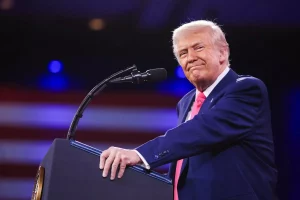 Trump: Le Nostre Promesse Sostenute con Determinazione