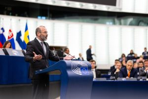 Germania: Weber Sostiene il Desiderio dei Tedeschi per un’Unione Europea Forte