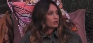 Grande Fratello: Mariana Prestes Sotto Tiro per le Minacce dei Fan di Helena-Zeudi!