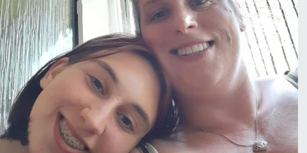 Il tragico suicidio di Jen Bridges-Chalkley a soli 17 anni per la mancanza di supporto sanitario tempestivo.