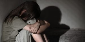 Il paradosso pro-life: vietare l’aborto anche alle bambine vittime di stupro e incesto