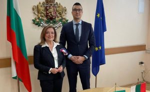Incontro Diplomático: L’Ambasciatrice Zarra e il Ministro dell’Economia Bulgaro Dilov per Rafforzare i Legami Italia-Bulgaria