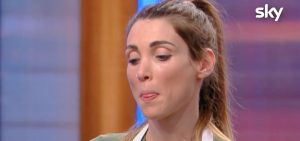 Masterchef 14, 10ª Puntata: Mary Usa Astuzia, Jack Sotto Pressione e Anna Tra Alti e Bassi! 
In questa emozionante decima puntata di Masterchef 14, Mary sorprende con la sua astuzia mentre Jack si trova a fronteggiare rischi significativi. Nel frattempo, Anna vive un’esperienza caratterizzata da luci e ombre. Scopri i momenti salienti e le valutazioni dei concorrenti in un episodio che non delude!